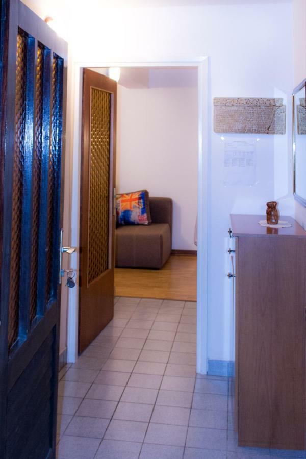 ריסיקה Apartman Dina מראה חיצוני תמונה
